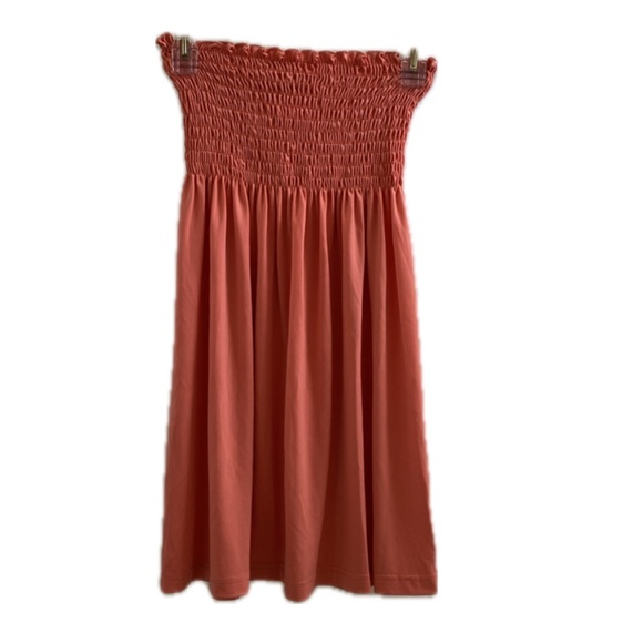 Women's/Juniors - Dress/Skirt/SwimSuit Cover  Size: Small - Picture 2 of 5